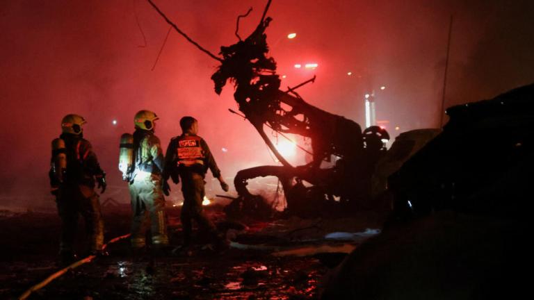 Νέος γύρος βαλλιστικών πυραύλων από το Ιράν στο Ισραήλ με τουλάχιστον τρεις νεκρούς και 74 τραυματίες