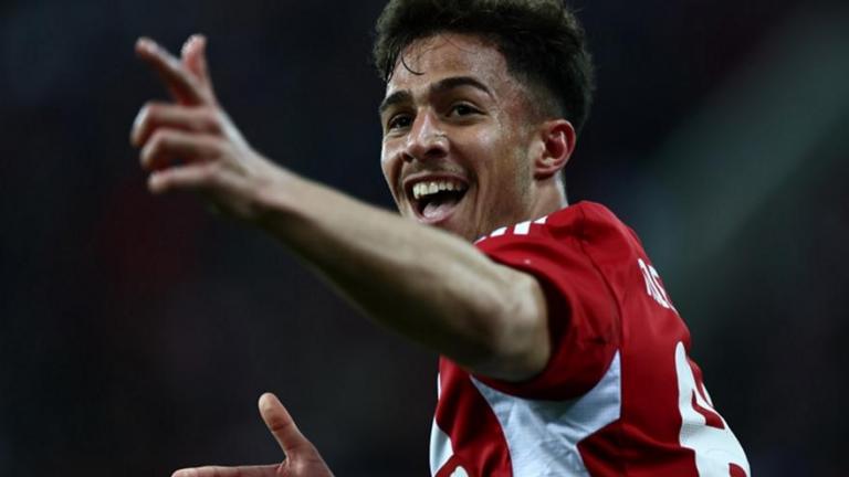 Ολυμπιακός: Αγγλία καλεί Κωστούλα - Τα νεότερα στο... μέτωπο του ενδιαφέροντος για τον άσο των Πειραιωτών