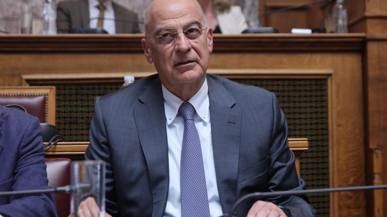 νικος δενδιας