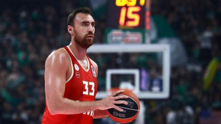 Ολυμπιακός: Το σοκ με Φαλ φέρνει ανατροπή με Μιλουτίνοφ - Τα δεδομένα για Πετρούσεφ