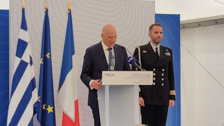 νικος δενδιας