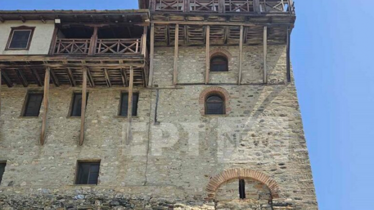 Σεισμός στο Άγιο Όρος: Έλεγχος για την καταλληλότητα κτηρίων - Ρωγμές και μικρές ζημιές σε μοναστήρια