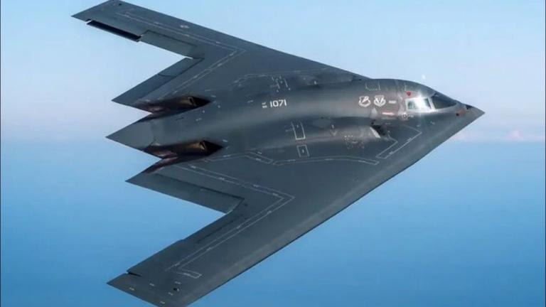 b-2 stealth bomber