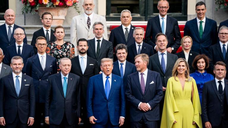 Σύνοδος ΝΑΤΟ: Aύξηση δαπανών με «στοίχημα» την ενότητα - Γιατί δέχτηκε πυρά ο Ρούτε ως «αρχικόλακας του Τραμπ»