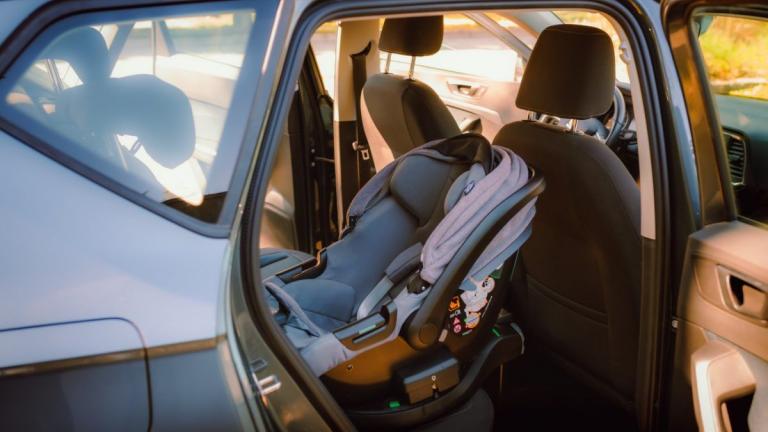 παιδική θέση αυτοκινήτου
