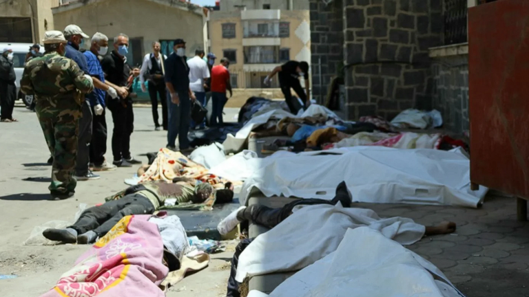 Τα πτώματα των θυμάτων των πρόσφατων συγκρούσεων μεταξύ των τοπικών Δρούζων μαχητών και των φυλών Βεδουίνων