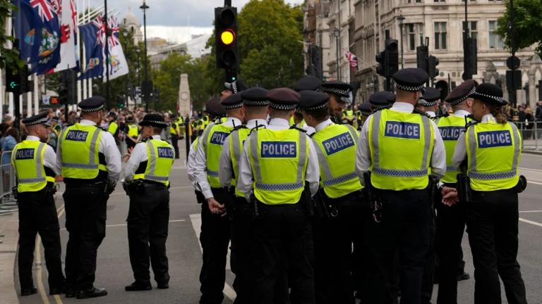 βρετανικη αστυνομια