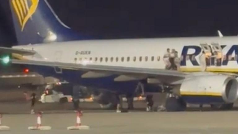 Ισπανία: Φωτιά σε αεροπλάνο της Ryanair - 18 τραυματίες