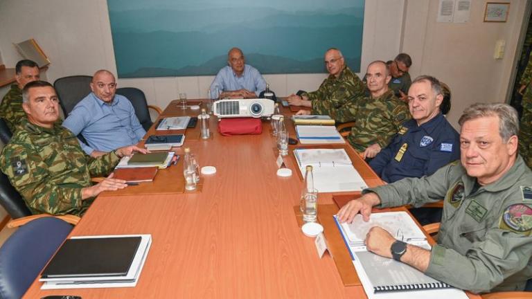 Ν.Δένδιας: Σύσκεψη άτυπου Συμβουλίου Αμύνης εν πλω για την περαιτέρω πορεία των εξοπλιστικών προγραμμάτων των ΕΔ