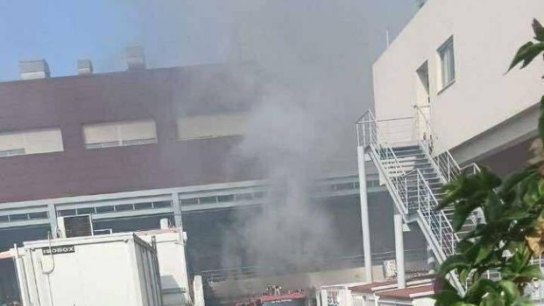 αγιος ανδρεας φωτια