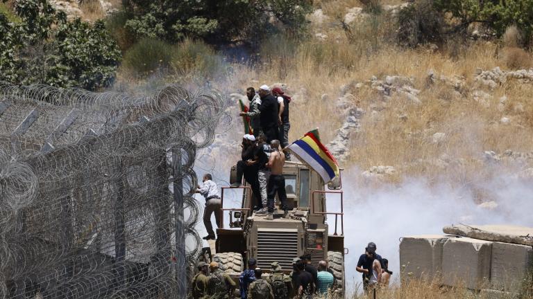 Κλιμακώνεται η σύγκρουση στην Συρία: Επίθεση του ισραηλινού στρατού στο αρχηγείο των συριακών δυνάμεων στη Δαμασκό