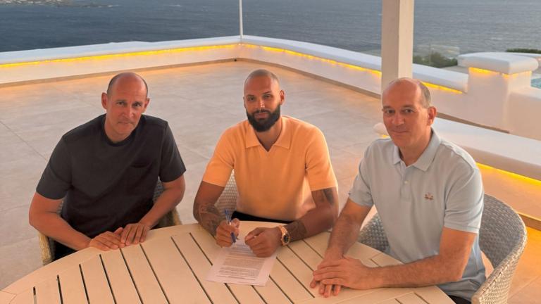 Ολυμπιακός: Φουρνιέ... 2028 με άρωμα Κυκλάδων!