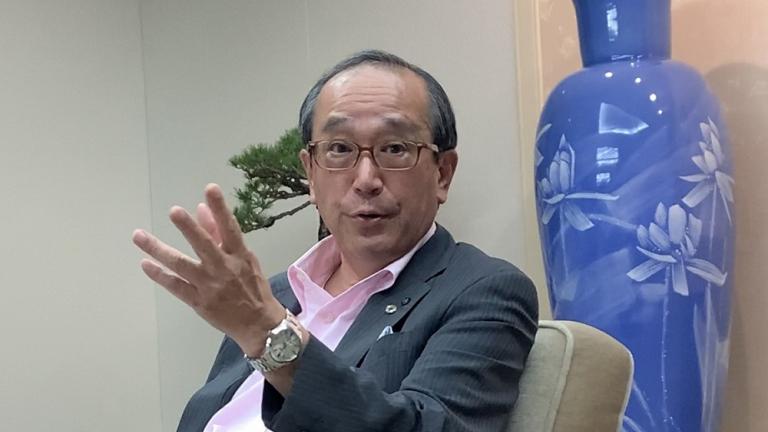 Ο δήμαρχος της Χιροσίμα καλεί τον Τραμπ στην πόλη, για να δει από κοντά τι σημαίνει πυρηνική καταστροφή