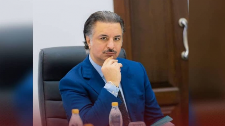 Αιφνιδιαστική επίσκεψη του γιου Χαφτάρ στον πρόεδρο της Ελληνικής Κοινότητας Βεγγάζης: «Δεν στρέφεται κατά της Ελλάδας η χθεσινή κίνηση»