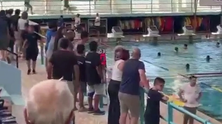 Χίος: Εικόνες ντροπής σε αγώνα πόλο παίδων — Τραμπουκισμοί σε 13χρονους αθλητές