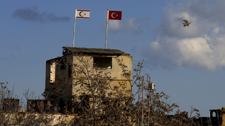 Τουρκική πρόκληση ανήμερα της επετείου της εισβολής: Σύλληψη 5 ηλικιωμένων Ελληνοκυπρίων στα κατεχόμενα για «κατασκοπεία»