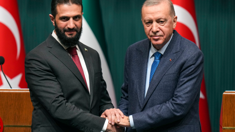 ΑΛ ΣΑΡΑ ΕΡΝΤΟΓΑΝ