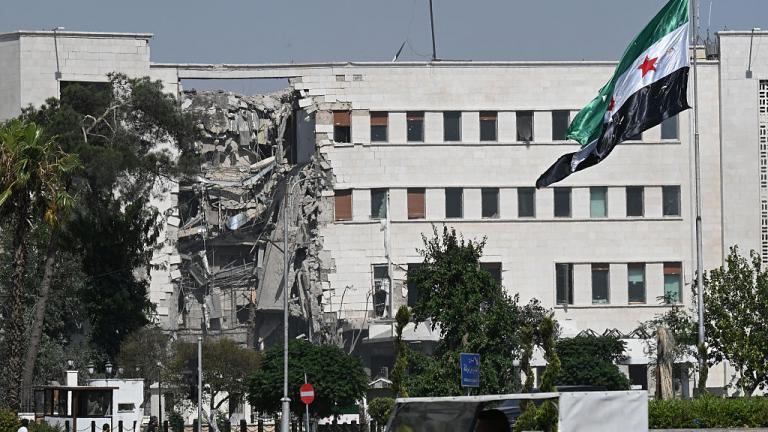 Διεθνής ανησυχία για την Συρία: Επιχείρηση «σοκ και δέος» από το Ισραήλ – Παρέμβαση των ΗΠΑ, «θεατής» η Άγκυρα