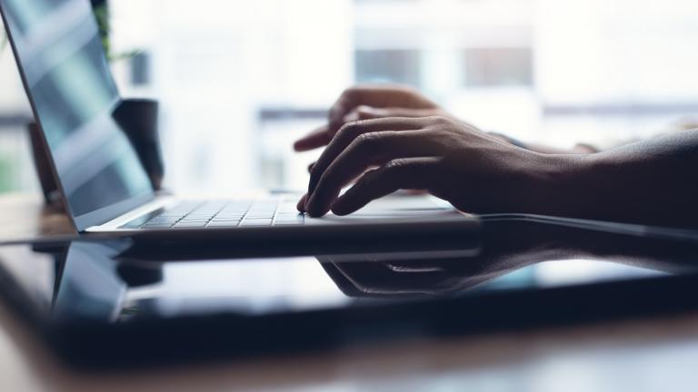 παιδικη πορνογραφια