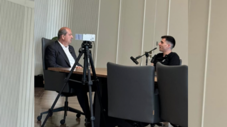 Συνέντευξη από τον κατοχικό ηγέτη Τατάρ πήρε ο Κύπριος ευρωβουλευτής Φειδίας Παναγιώτου