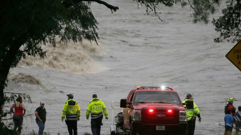 Τέξας: Στους 70 οι νεκροί, ανάμεσά τους 21 παιδιά - Ζώνη μείζονος καταστροφής ανακηρύχθηκε η κομητεία Κερ