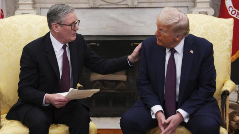 κιρ στάρμερ και τραμπ