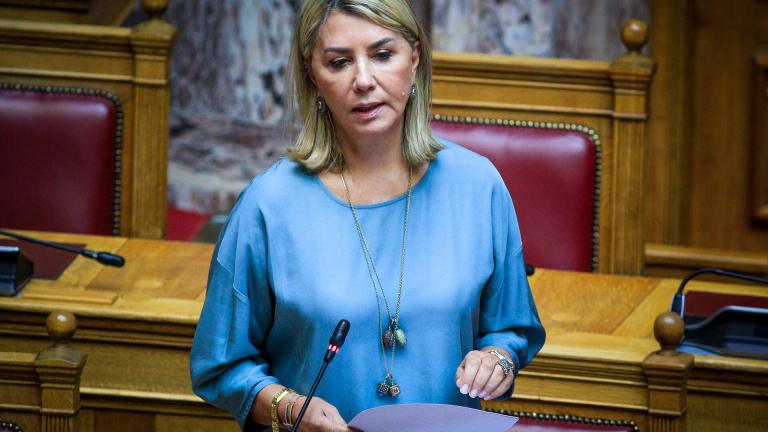 Βόλος: Συνελήφθη δημοσιογράφος για εκβιασμό της Ζέττας Μακρή - Της ζητούσε 15.000 ευρώ