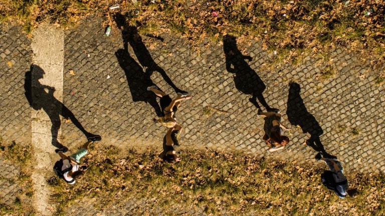 βια ανηλικών