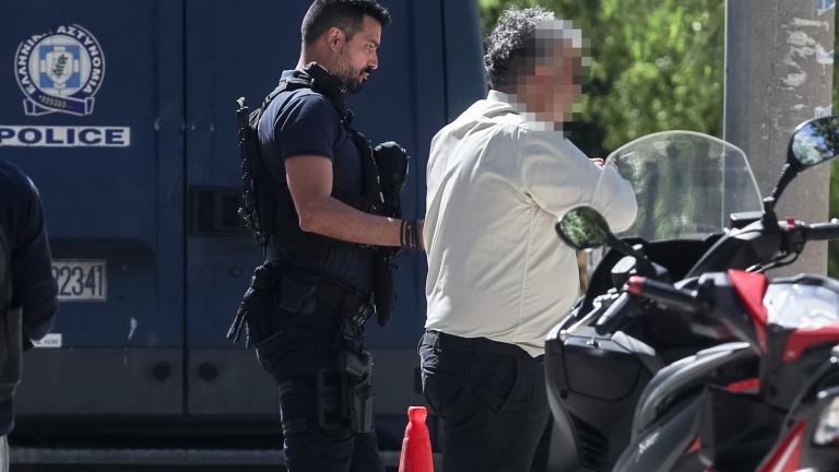 υπαλληλος παλληνη