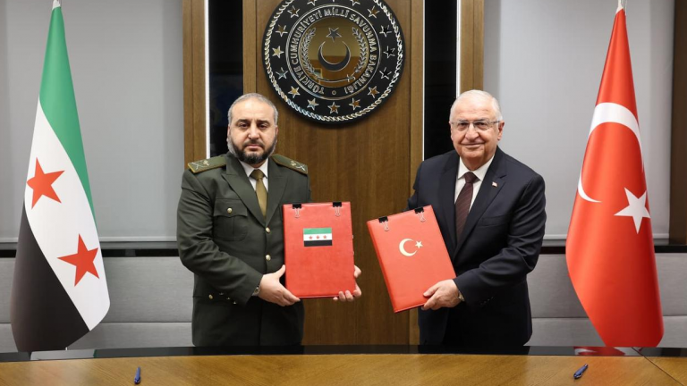 Τουρκία και Συρία υπέγραψαν μνημόνιο στρατιωτικής συνεργασίας 