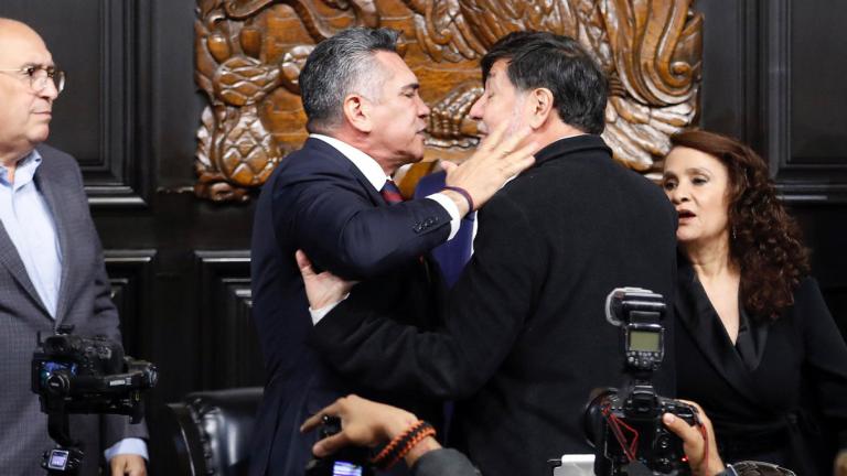 μεξικο συμπλοκη