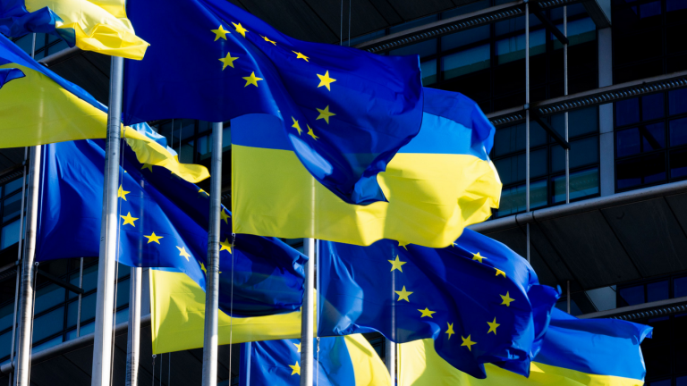 eu ukraine flags