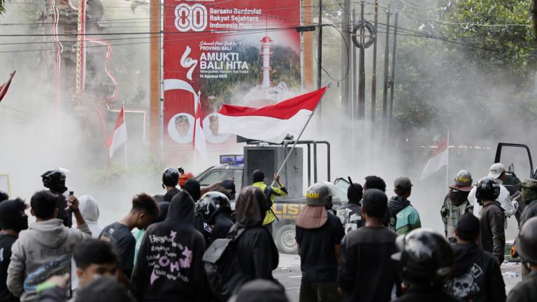 ινδονησια ταραχες