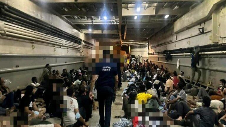 Ηράκλειο: Απαράδεκτες συνθήκες μεταγωγής μεταναστών, καταγγέλλουν Ενώσεις Αστυνομικών