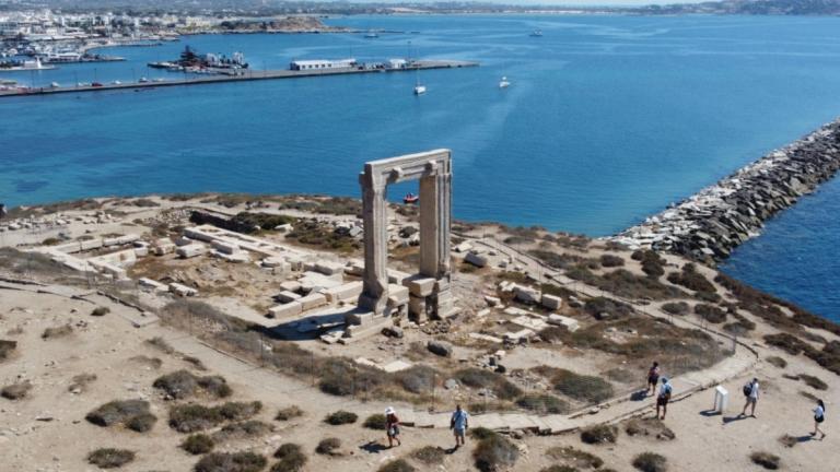 Υπουργείο Πολιτισμού: Διευκρινήσεις για την προσωρινή περίφραξη στην Πορτάρα της Νάξου