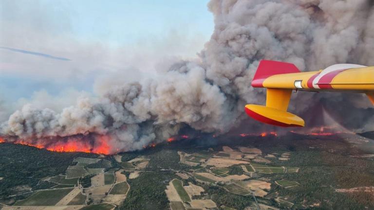Νότια Γαλλία: Μαίνεται για τρίτη μέρα η μεγαλύτερη φωτιά από το 1949 - Εχει κάψει περιοχή μεγαλύτερη από το Παρίσι