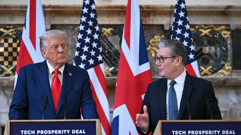 τραμπ κιρ στραμερ