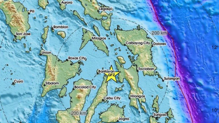 Ισχυρός σεισμός 6,9 Ρίχτερ στις Φιλιππίνες