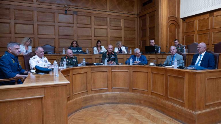 δενδιας βουλη