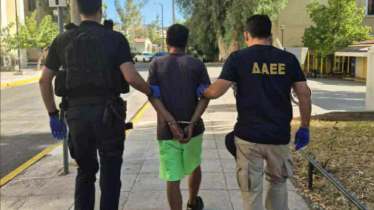 Σεσημασμένος ο 32χρονος που επιτέθηκε σε ανήλικες στο Αιγάλεω: Κατηγορείται για εμπρησμό στον Υμηττό - Εμπλέκεται σε απόπειρα ανθρωποκτονίας