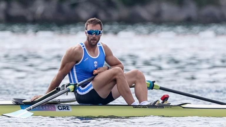 Στέφανος Ντούσκος από ατόφιο χρυσάφι: Στην κορυφή του κόσμου