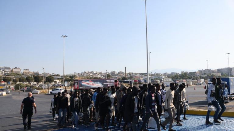 μετανάστες