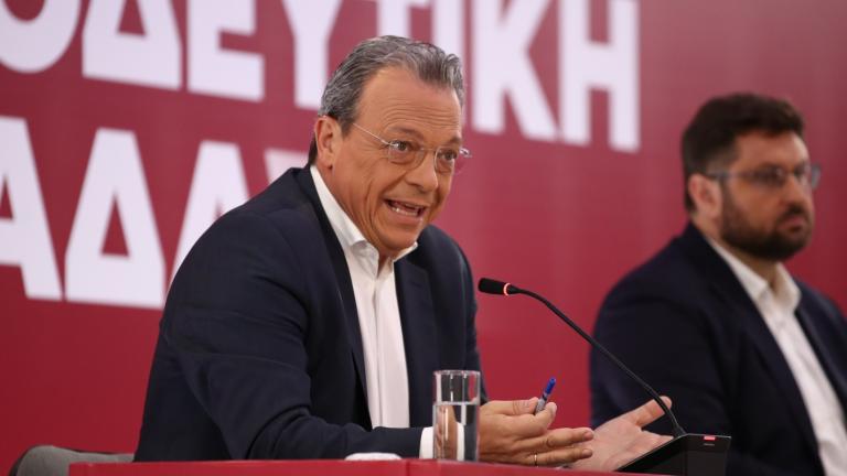 Φάμελλος στη ΔΕΘ: Σαφείς αποστάσεις και αιχμές για το «κόμμα Τσίπρα» - Δεν έχουμε περιθώριο για άλλο κατακερματισμό
