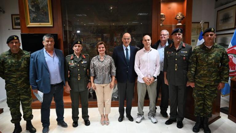 Ν. Δένδιας: Επίσκεψη στο Στρατιωτικό Μουσείο Καλπακίου – Για την επέτειο του θανάτου του Κερκυραίου Ιωάννη Καποδίστρια