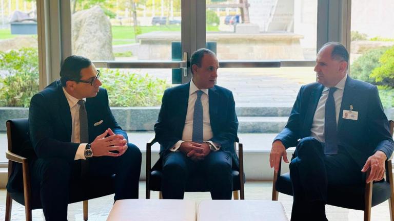 γεραπετριτης  κομπος και αιγυπτιος υπεξ