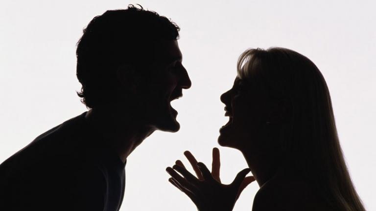 Ενδοοικογενειακή βία