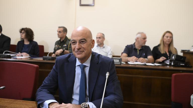 νικος δενδιας