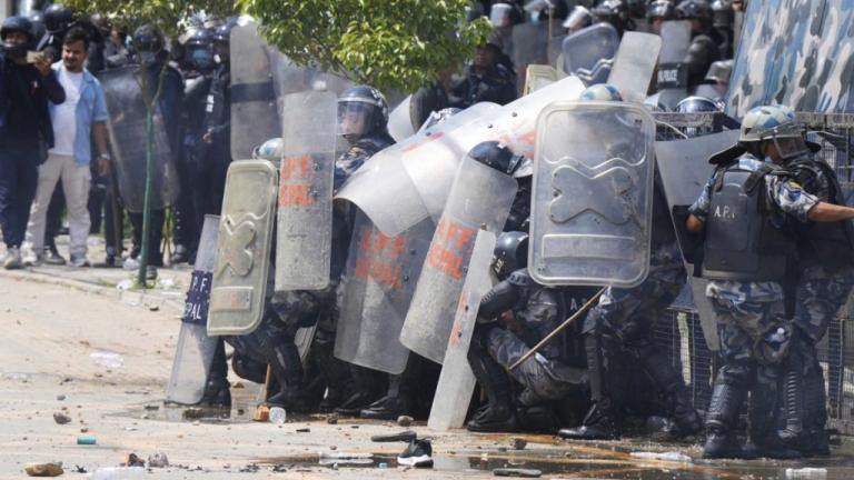 νεπαλ ταραχες