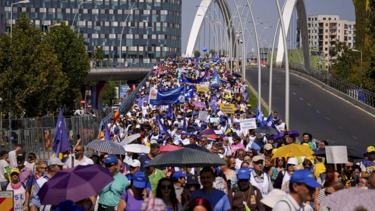εκπαιδευτικη διαδηλωση στη ρουμανια