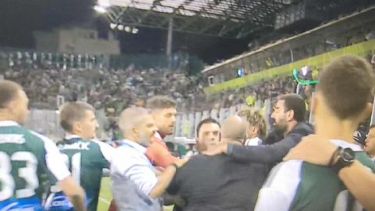 Παναθηναϊκός-Ολυμπιακός: Έτσι ξεκίνησε το επεισόδιο Καραπαπά-Τζαβέλλα στη Λεωφόρο